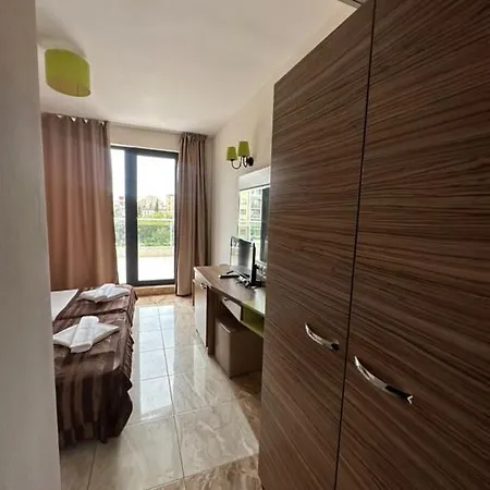 Seabreaze Szálloda 3*